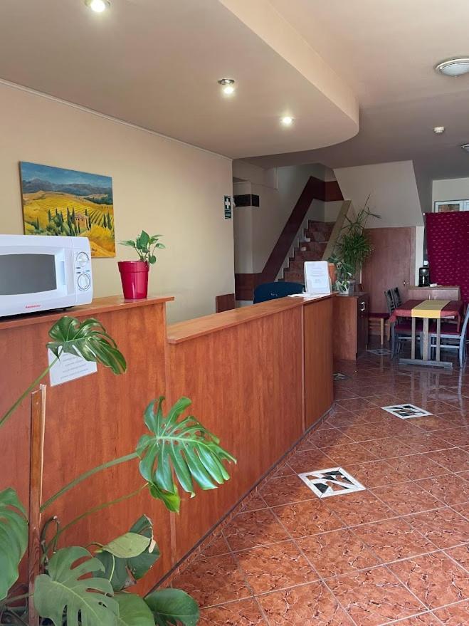 Hotel Vasmacska Panzió Komárom Exterior foto